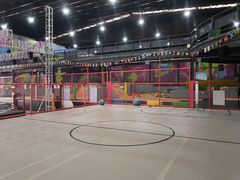 -超人空间竞技场·轰趴团建蹦床主题公园