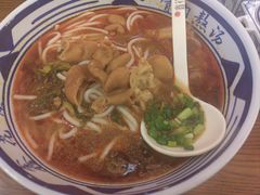 -鑫花溪牛肉米粉(印象水街都心荟店)