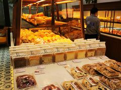 -BROAD面包路·欧式面包(龙湖时代C馆店)
