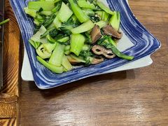 -汤河清真餐馆
