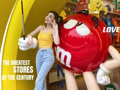 -m豆巧克力世界(上海世茂广场店)