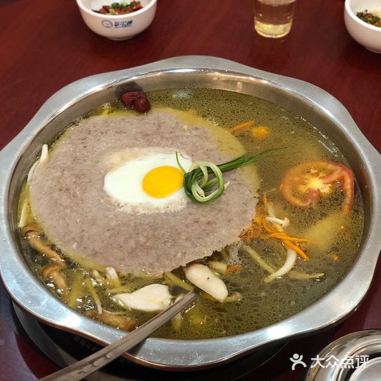 龙二哥肉饼鸡