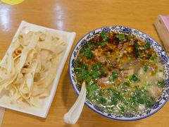 -八百里牛肉汤(盖饭·锅贴·万象城店)