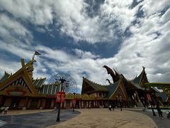 -七彩云南欢乐世界