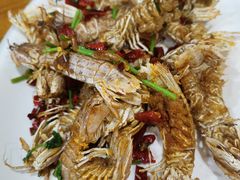 -老东镇啤酒屋海鲜加工·蒸汽海鲜·海鲜烧烤(台东店)