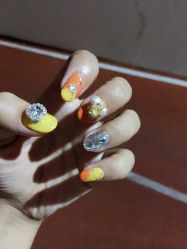 -睫乐园•睫公馆•美睫美甲沙龙