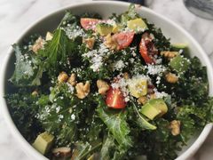 牛油果羽衣甘蓝沙拉-The Rug Cafe(王府中环店)