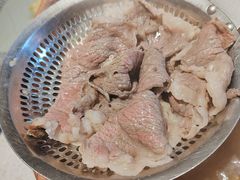 吊龙-牛村来人潮汕牛肉火锅(西单店)