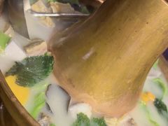 -雀舞云南菜(天津天河城购物中心店)