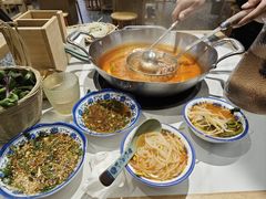 -王奋斗贵州酸汤牛肉火锅