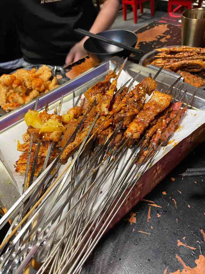 碎怂烤肉(钟楼柳巷店)-"在点评上看到这家人气很旺,来西安就来打卡.