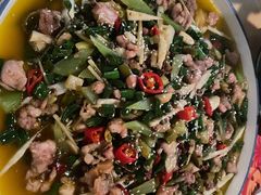 碧绿尖椒兔-胡桃里乐队酒馆(鎏嘉码头店)