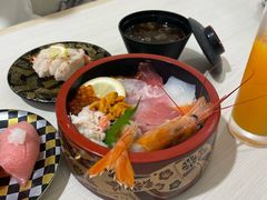 -海鮮寿司とれとれ市場