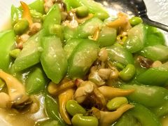 丝瓜苹果炒黄蚬子-惠食佳·朱雀(东方商厦店)
