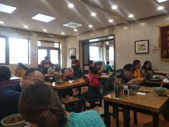 大堂-门框胡同百年卤煮(新街口店)