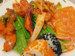 -东方红海鲜百汇(国际大厦店)