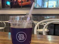 -巴黎贝甜(大宁国际商业广场店)