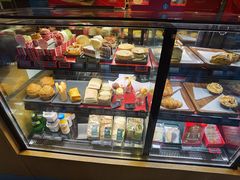 面包甜点陈列柜-星巴克(大梅沙8号仓店)