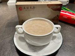 -五谷丰登农家院·地道胶东菜·海鲜烧烤(威海店)