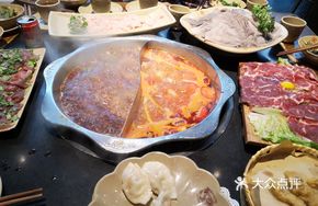 Qin's Old Hot Pot