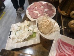 -唇辣号重庆老火锅(亦庄店)