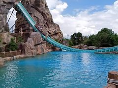 -七彩云南欢乐世界