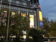 -梅龙镇广场