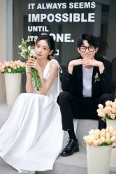 -喜爱高定婚纱摄影