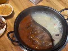 -香逸山自助火锅