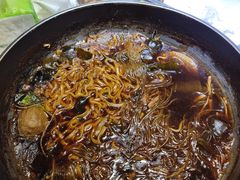 -运气牛自助酱大骨火锅(南京东路店)