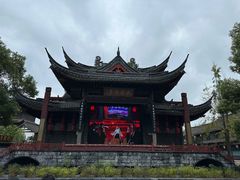 -鲁镇