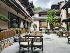 -华冠悠岚·庭院餐厅(青城后山店)
