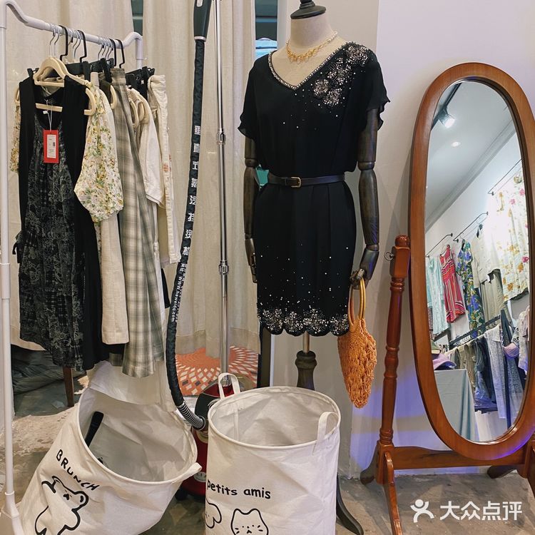 🕰Vintage探店|据说是武汉旗袍最多的古着店🏮