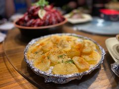 -巴厘龙虾·榜首油焖大虾(音乐学院·沿江酒馆店)