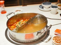 牛杂鸳鸯锅-左庭右院鲜牛肉火锅(环球港店)