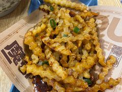 -魔都三兄弟酸辣粉·蘸卤炸串(虹桥万科店)