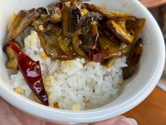 -菌海森林·非遗野生菌火锅(西山区滇池路摩根道店)