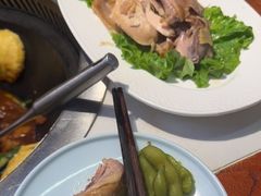 -雪乡人家东北菜·铁锅炖一切(高斯路店)
