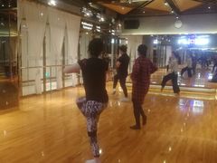 -威蒂斯国际健身游泳会所(东莞庄路店)