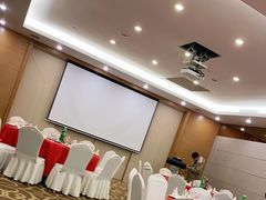 -上海浦东假日酒店