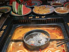 -老牌坊云南鱼豆花火锅(哈西万达店)