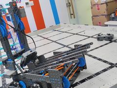 -童程童美·信息学竞赛·乐高机器人编程(长宁来福士校区)