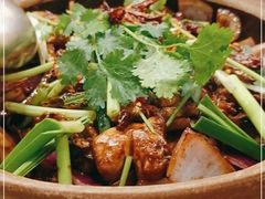 -胡须佬鸡煲四季火锅店(石厦西村直营店)