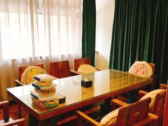 -乌托邦轰趴日租聚会别墅(先生的院子店)