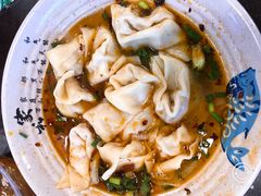 红油抄手-八一好吃街·高品美食广场
