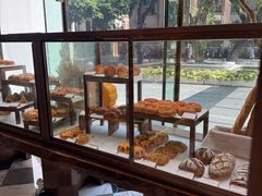 -白天鹅宾馆·美食屋