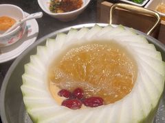 -得意咚瓜·顺德鱼生·冬瓜火锅(深圳首店)