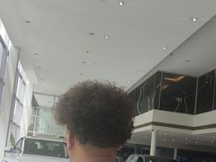 -上海伟杰·捷豹路虎4S店(闵行店)