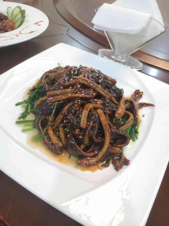 惠丰酒楼-"位置-位于佳佳北苑靠北一点的位置,坐东朝.