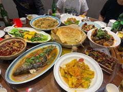 -那家老院子东北菜·饺子·小鸡炖蘑菇(艳华街店)
